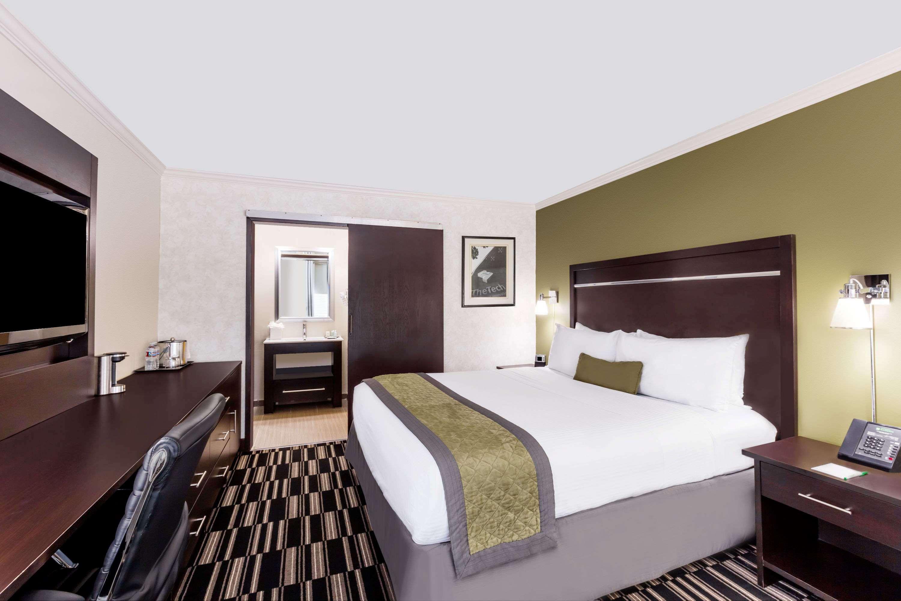 Wyndham Garden San Jose Airport Hotel Eksteriør billede