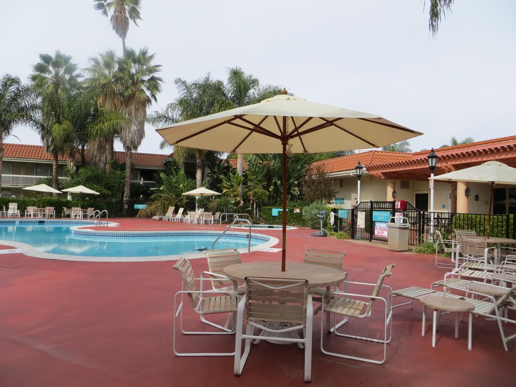 Wyndham Garden San Jose Airport Hotel Eksteriør billede