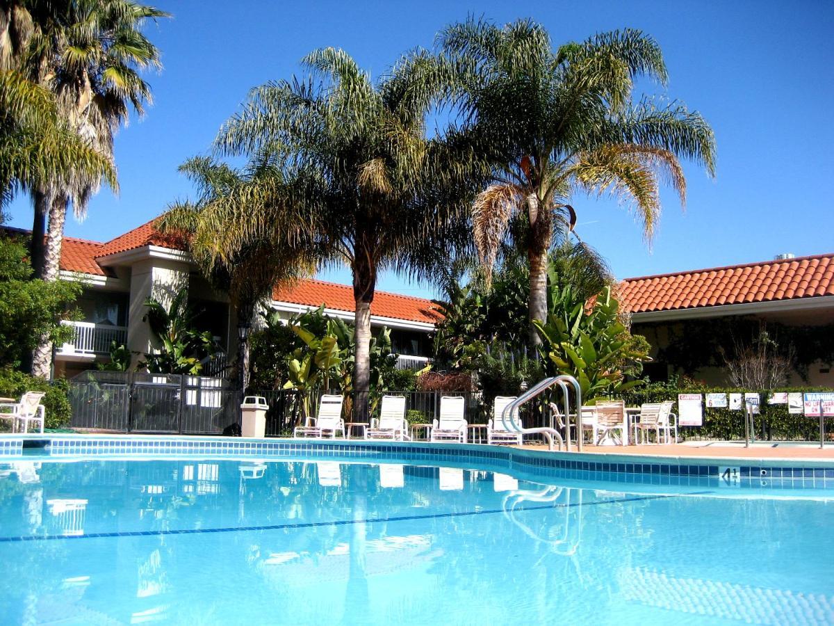 Wyndham Garden San Jose Airport Hotel Eksteriør billede